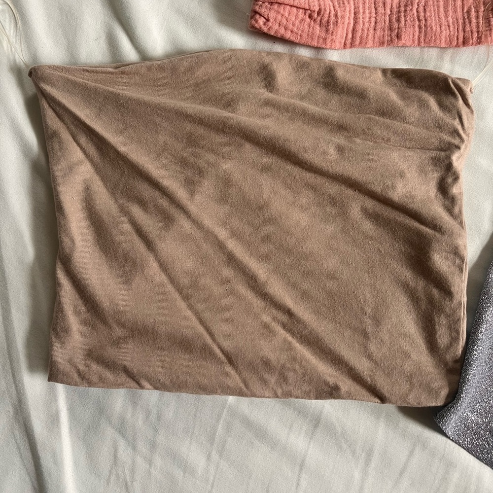 Stylish Women's crop Tops bundle Set - Pink, Purple, Tan, Silver - Picture 4 of 5